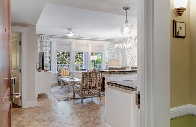 Bayview Luxury: Sandestin Retreat, Resort Perks