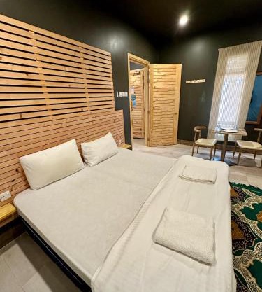 Beach Chalet - 6