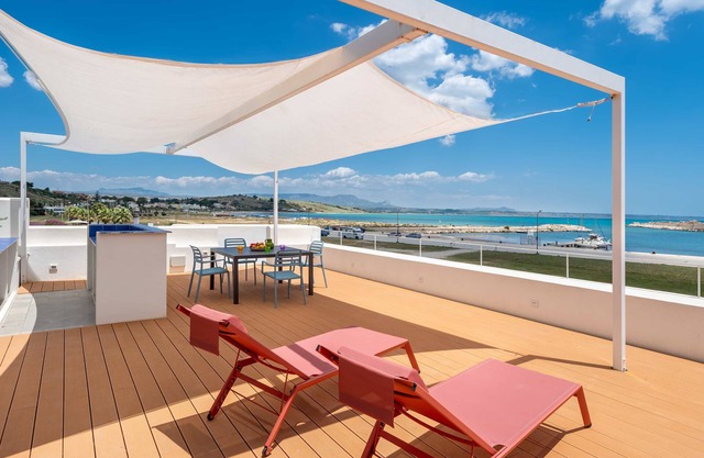 Beach front house Menfi Portopalo