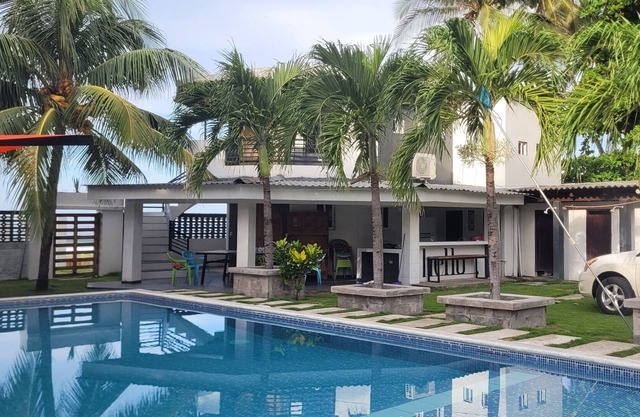 BEACH HOME XL DECK POOL daily, 22hrs, weekly, monthly
