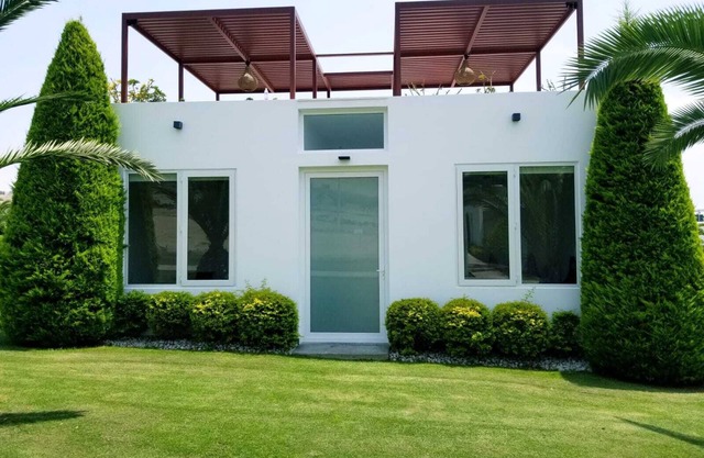 Beach house Coral beach condominium 4 minutes from Asia boulevard