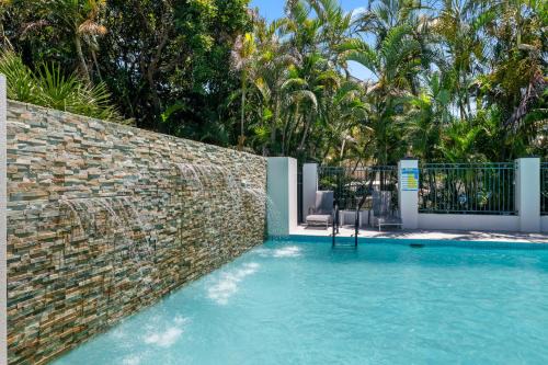 Beach Resort Unit At Alex Heads