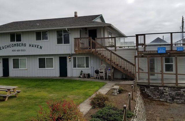 Beachcombers Haven - Family and Group event lodging on the central Oregon Coast!