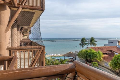 Beachfront apartment with ocean view! - Destination BSM 213