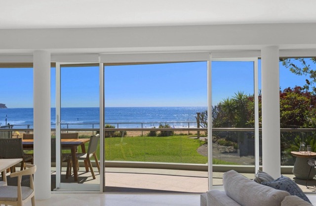 Beachfront Avoca Beach - Soundwaves 1