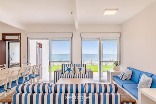 Beachfront duplex house in Floripa | DJB2064