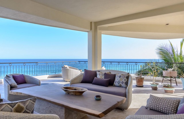 BEACHFRONT PENTHOUSE 5,500sq/ft