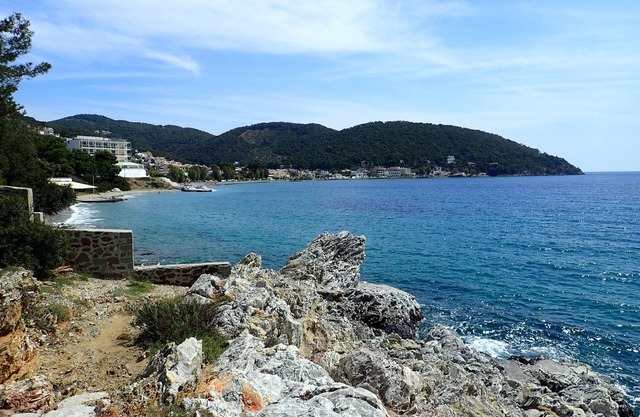 Beachfront Residence With Private Path To The Sea