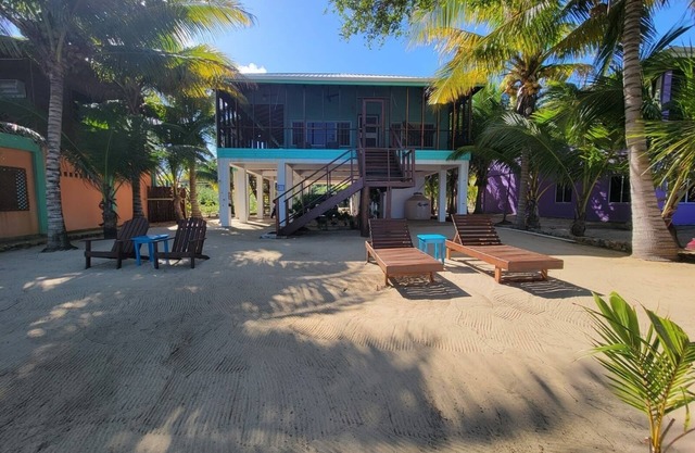 Beachfront Sun & Sea Beach House * Gold Standard Approved *
