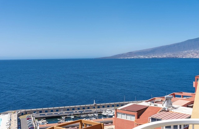 Beachfront triplex with swimming pool & parking