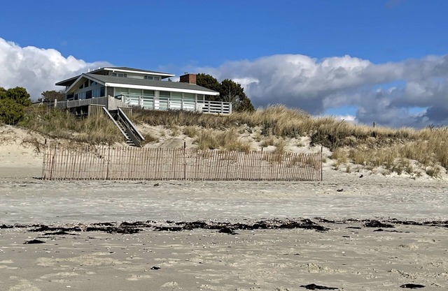 Beachfront with Amazing Views of Nantucket Sound! (2204)