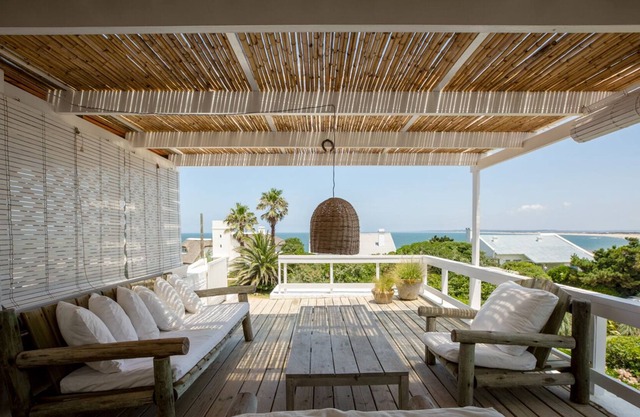 Beachhouse with sunset oceanview (with optical viber)