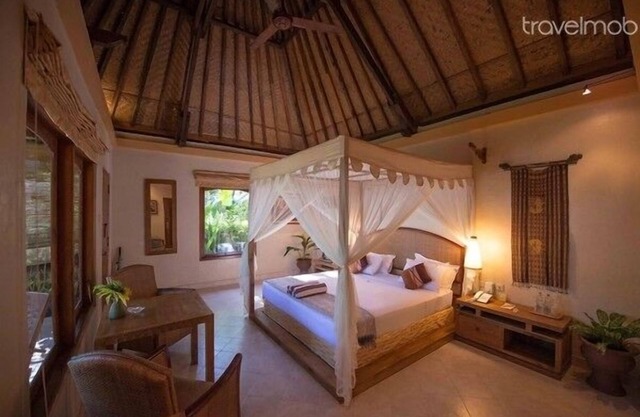 Beachside Balinese Cottage in West Bali