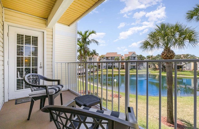 Beachside Pondview Retreat