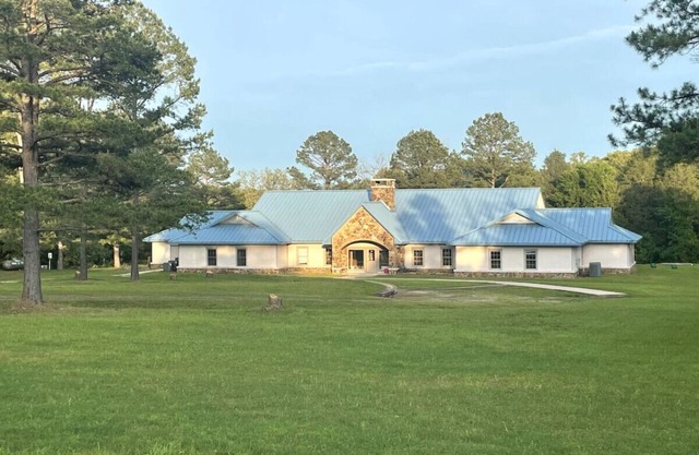 Bearclaw Lodge 3BR Suite at Lost Trails Ranch