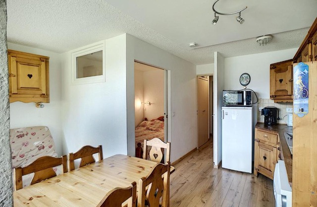 Beau 2P Cabine 6 Pers, 30m², Exposition Sud, Ski Aux Pieds, Parking Inclus - Les Menuires - FR-1-178-325