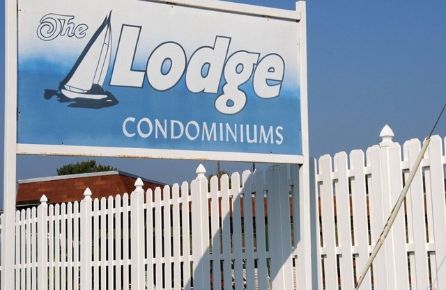 Beautiful 1 bedroom unit at resort, sleeps 4