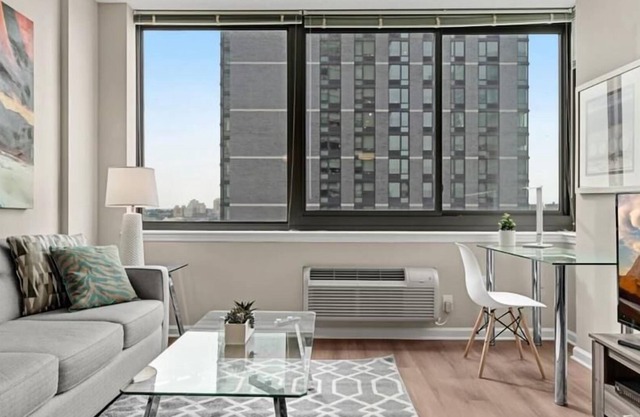 Beautiful 1BR | Business Center | Jersey City by GLS