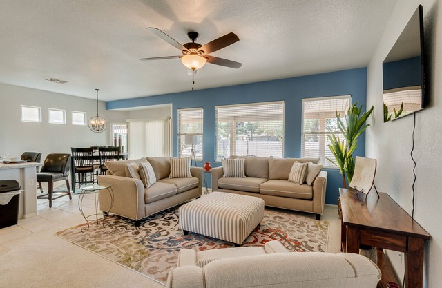 Beautiful 2/2 in Springfield Chandler 55+community 30 night min