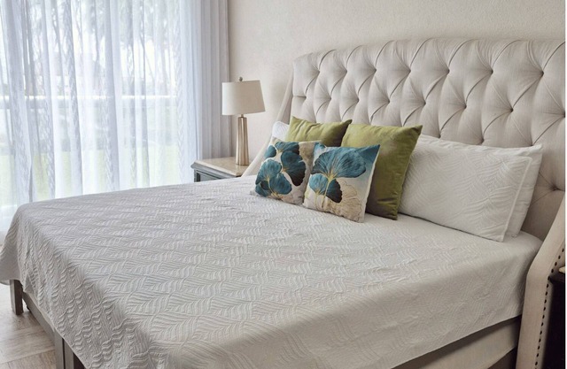 Beautiful 2 bedroom apartment with ocean view in Acapulco.