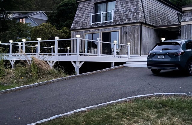 Beautiful 3 Bedroom Lake House