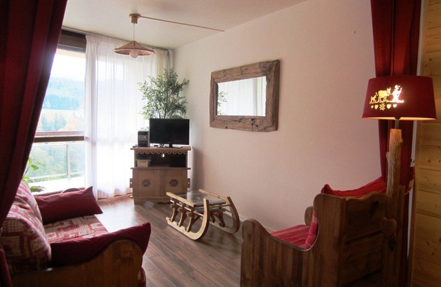 Beautiful 3-room, 8 people, slopeside in Villard-de-Lans