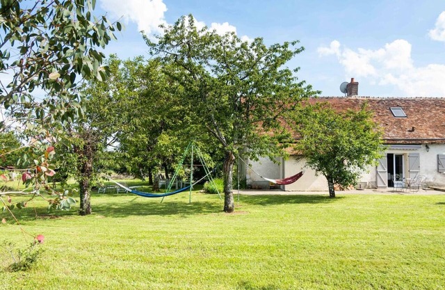 Beautiful 4-Bed House in Rilly-sur-Loire