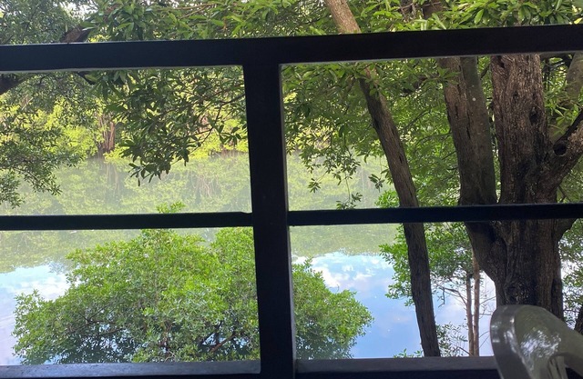 Beautiful 5-bedroom lodge in Cuajiniquil with WiFi and Spa facial & body