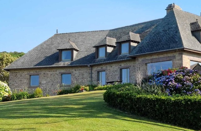 Beautiful and charming abode with exceptional views of the sea rated 4 stars