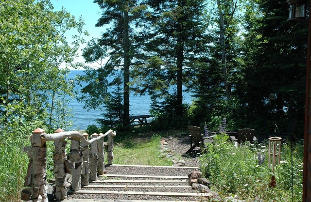 Beautiful and unique cabin on the shores of Lake Superior