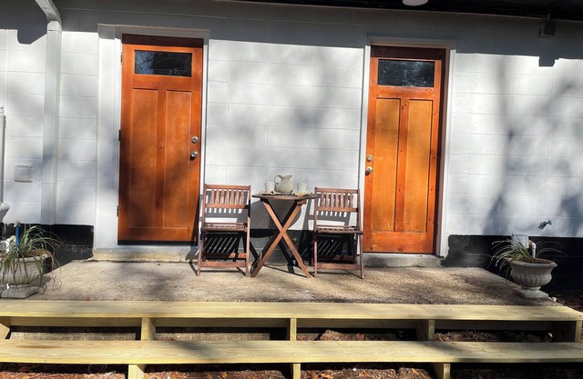 Beautiful and Very Clean Remodel! Close to FSU, Down Town Area and Restaurants