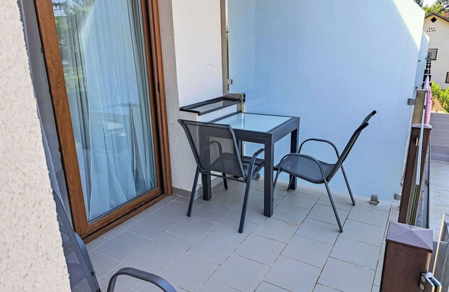 Beautiful apartment for 6 guests with WIFI, TV and balcony