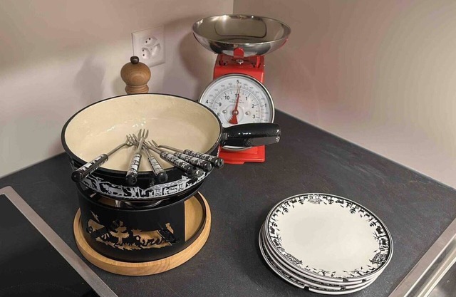 Beautiful apartment for 8 guests with WIFI, TV, balcony and pets allowed