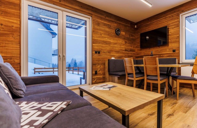 Beautiful apartment for 6 people with WIFI, TV, terrace, panoramic view and parking