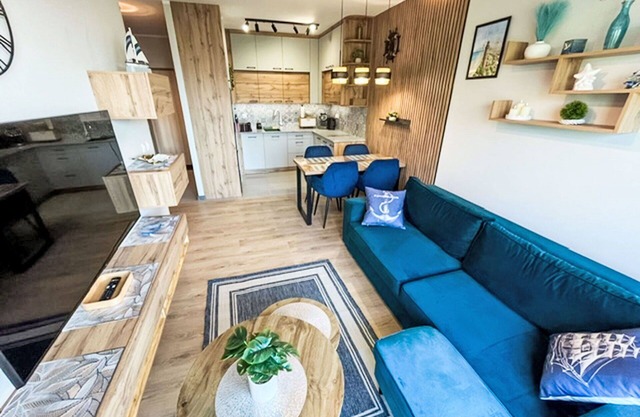 Beautiful apartment for 4 people with pool, WIFI, hot tub, TV and balcony
