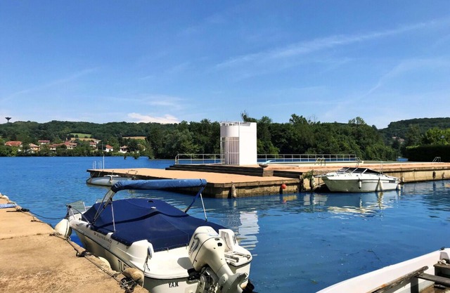 Beautiful Apartment (4pers) with pool -Albigny-Lyon