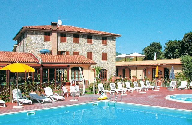 Beautiful apartment in Pomaia (PI)