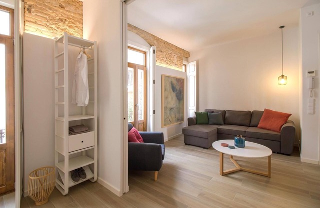 Beautiful apartment in Russafa with private terrace VT-43319-V
