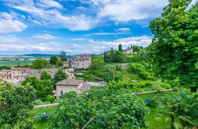 Beautiful apartment for 4 people with WIFI, TV, patio, pets allowed and panoramic view