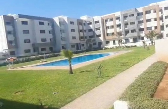 Beautiful apartment near the beach with swimming pool! Ideal for families