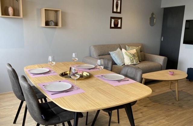 Beautiful apartment with amazing views in the old harbor district