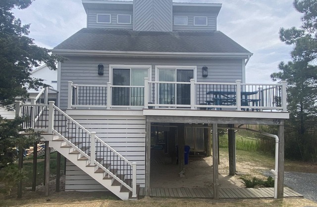 Beautiful Broadkill Beach home with a short walk to the beach.