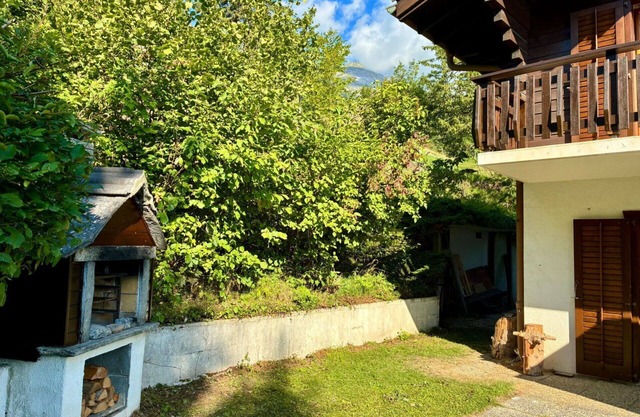 Beautiful private villa for 6 people with WIFI, TV and terrace
