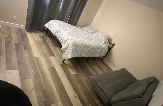 Beautiful condo 5 mins from Freemont downtown. 10 mins from strip