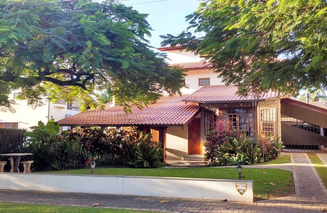 Beautiful, cozy, comfortable,functional house - near the beach and shopping area