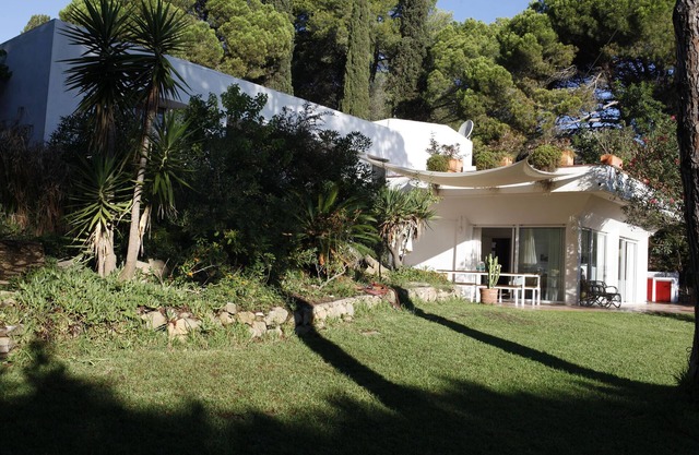 Beautiful designer house 200m from the beaches of Empuries