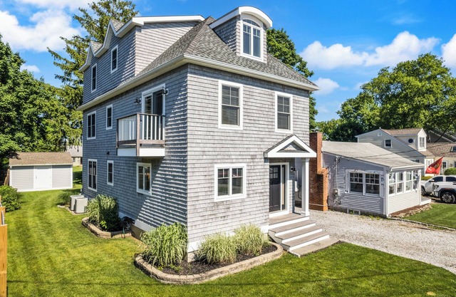 Beautiful Family Friendly Beach Home in Old Saybrook!
