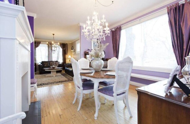 Beautiful Folk Victorian home in the heart of Lethbridge.