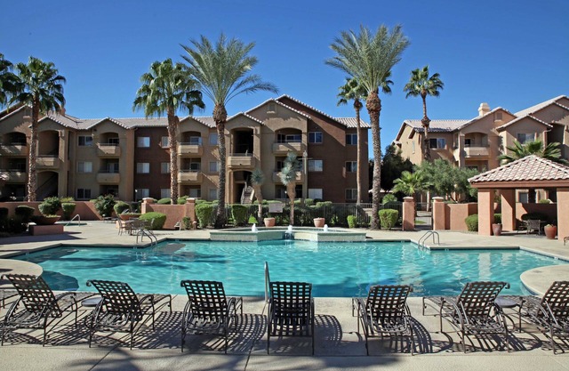 Beautiful, Fully-Furnished, Ground-Floor Condo