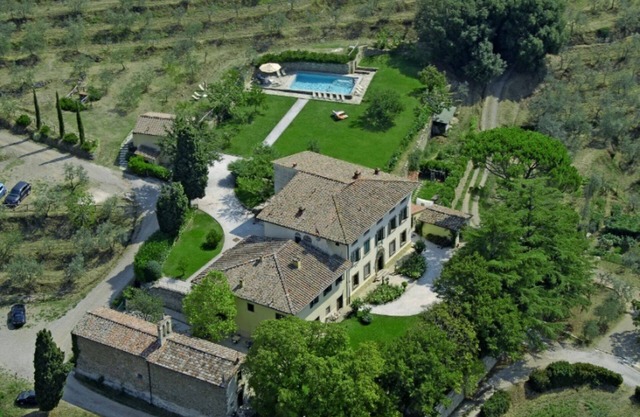 Beautiful historic villa in the Chianti region for exclusive use